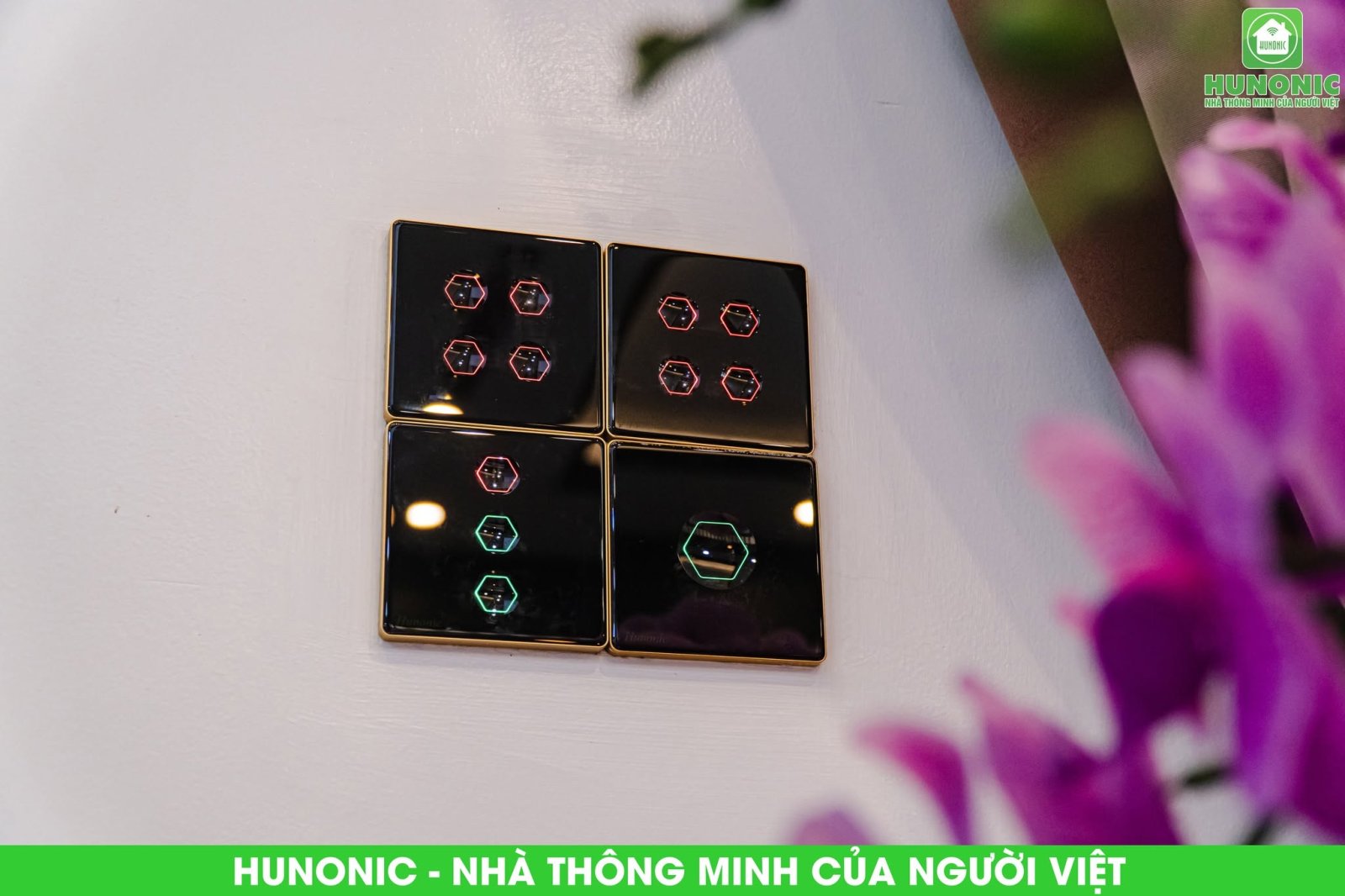 Công Tắc Hunonic BLE Premium Hình Vuông