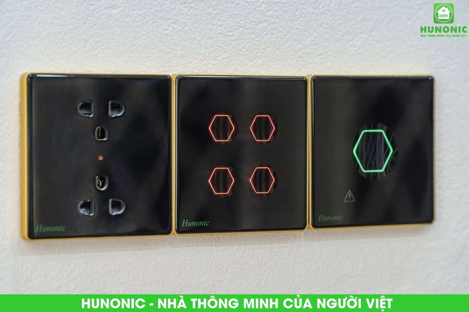 Công Tắc Hunonic BLE Premium Hình Vuông