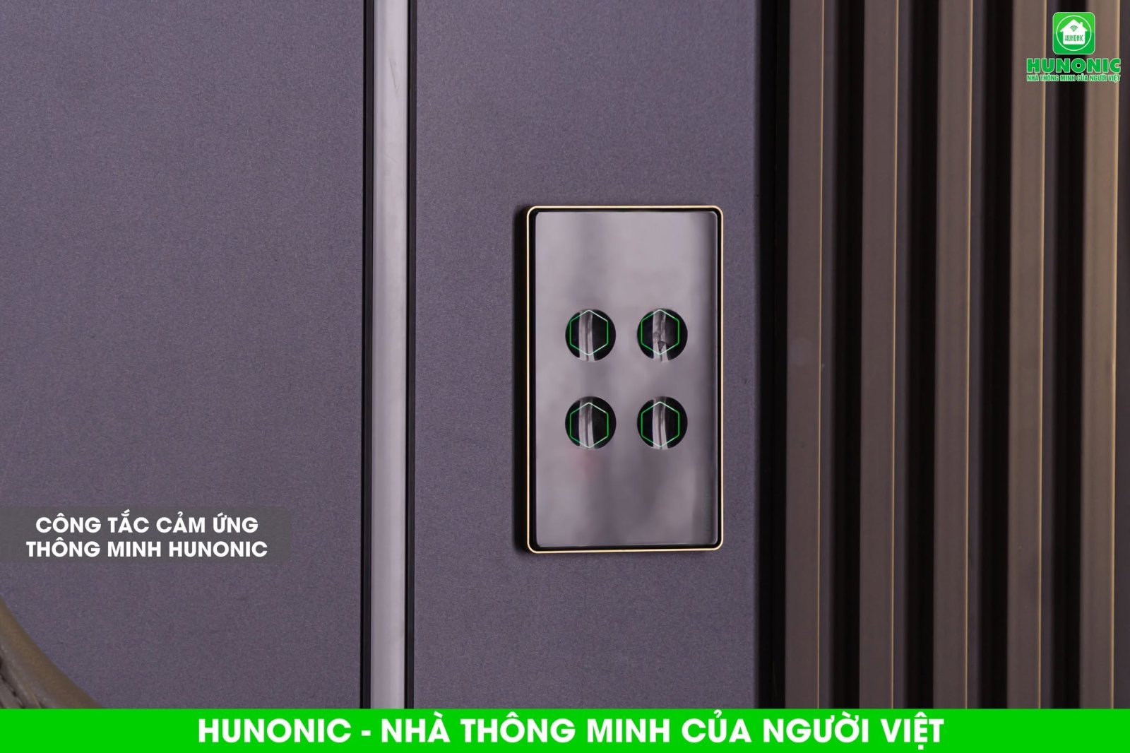 Công Tắc Hunonic PLE Premium Hình Chữ Nhật Viền Vàng